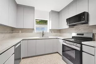341 NW 43rd St, Miami, FL 33127 - Photo 2