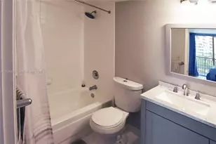 540 Brickell Key Dr, Miami, FL 33131 - Photo 14