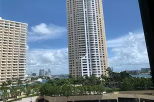 540 Brickell Key Dr, Miami, FL 33131 - Photo 20
