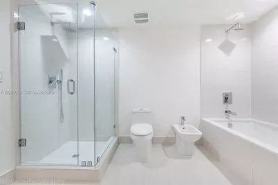 1300 S Miami Ave #3301, Miami, FL 33130 - Photo 18
