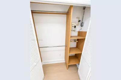 1000 Meridian Ave #17, Miami Beach, FL 33139 - Photo 8