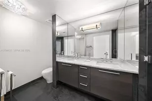 900 Biscayne Blvd, Miami, FL 33132 - Photo 36