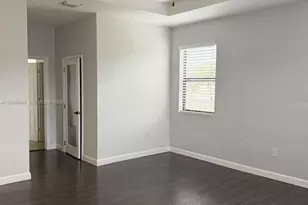 15413 SW 176th Terr, Miami, FL 33187 - Photo 10