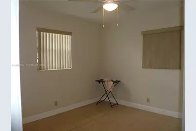 212 NW 6th Ave, Dania Beach, FL 33004 - Photo 10