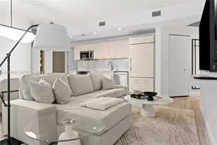 45 SW 9th St, Miami, FL 33130 - Photo 2