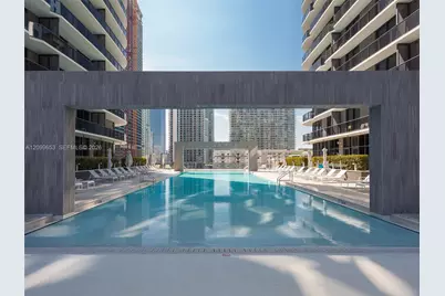 45 SW 9th St #1708, Miami, FL 33130 - Photo 12