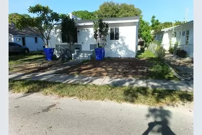 1123 N 17th Ct #1, Hollywood, FL 33020 - Photo 8