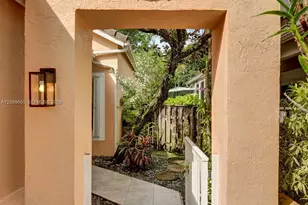 10149 NW 4th St, Plantation, FL 33324 - Photo 8