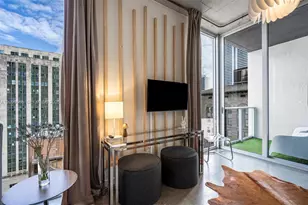151 SE 1st St, Miami, FL 33131 - Photo 2