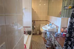 620 E Dayton Cir, Fort Lauderdale, FL 33312 - Photo 6