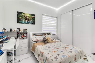 8924 NW 161st Terrace, Miami Lakes, FL 33018 - Photo 16