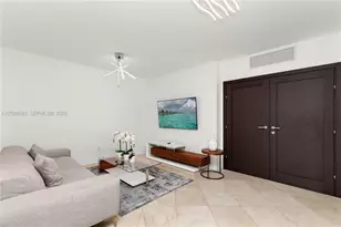 1331 Brickell Bay Dr, Miami, FL 33131 - Photo 22
