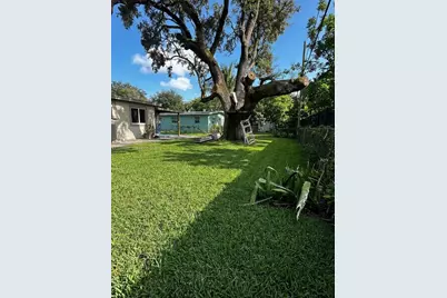 3201 SW 48th Ave, West Park, FL 33023 - Photo 26