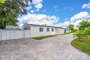 13470 NW 16th Ave, North Miami, FL 33167 - Photo 2
