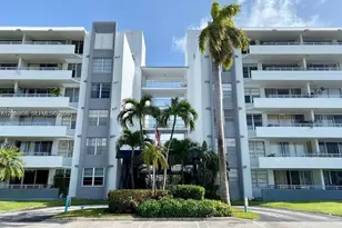 1080 94th St, Bay Harbor Islands, FL 33154 - Photo 20