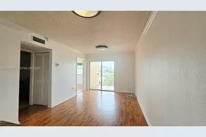 2441 SW 31st Ave #207, Miami, FL 33145 - Photo 6