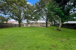 731 SW 24th St SW, Vero Beach, FL 32962 - Photo 16