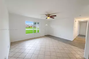 731 SW 24th St SW, Vero Beach, FL 32962 - Photo 2