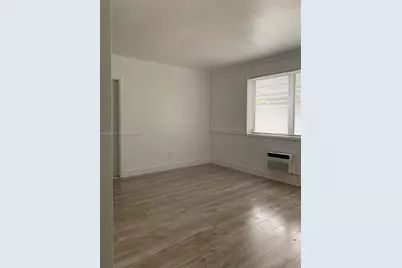 16651 NE 20th Ave #7, North Miami Beach, FL 33162 - Photo 2