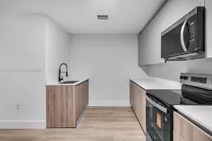 3728 NW 19th Ave, Miami, FL 33142 - Photo 6