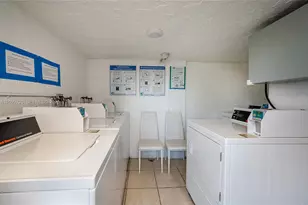 2463 Coral Wy, Miami, FL 33145 - Photo 18