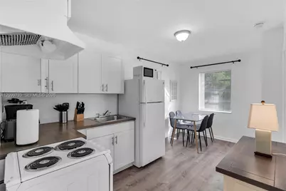 925 SW 15th Ave #., Miami, FL 33135 - Photo 2