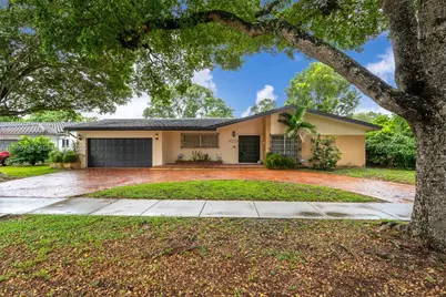 7200 S Miami Lakeway S, Miami Lakes, FL 33014 - Photo 1