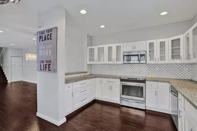 1620 Weeping Willow Way, Hollywood, FL 33019 - Photo 20