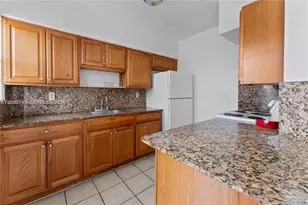 1165 Marseille Dr, Miami Beach, FL 33141 - Photo 4