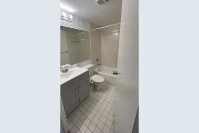 570 S Park Rd #14-6, Hollywood, FL 33021 - Photo 8