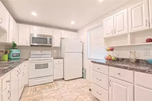 311 SE 3rd St, Dania Beach, FL 33004 - Photo 2