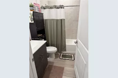 1020 SE 23rd Ter, Homestead, FL 33035 - Photo 6