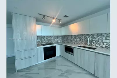 3131 NE 7th Ave #1205, Miami, FL 33137 - Photo 2