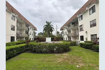 9022 NE 8th Ave #3R, Miami Shores, FL 33138 - Photo 1