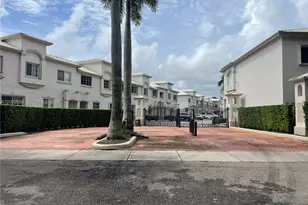 15720 SW 92nd Ave, Palmetto Bay, FL 33157 - Photo 1