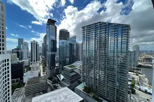 55 SE 6th St, Miami, FL 33131 - Photo 18