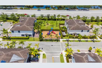 4664 Banker Ter, Davie, FL 33314 - Photo 20