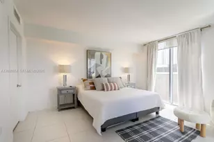 31 SE 6th St, Miami, FL 33131 - Photo 12