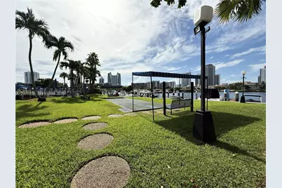 600 Three Islands Blvd #316, Hallandale Beach, FL 33009 - Photo 20