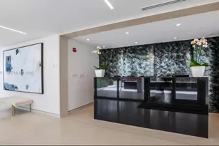 300 Collins Ave, Miami Beach, FL 33139 - Photo 18