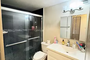 999 Brickell Bay Dr, Miami, FL 33131 - Photo 30