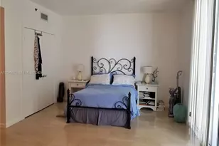 1050 Brickell Ave, Miami, FL 33131 - Photo 6