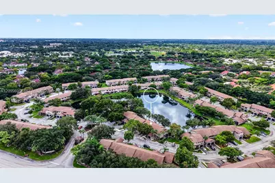 9012 Vineyard Lake Dr, Plantation, FL 33324 - Photo 78