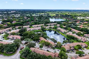 9012 Vineyard Lake Dr, Plantation, FL 33324 - Photo 78