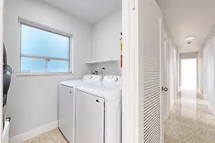 2450 NW 11th St, Miami, FL 33125 - Photo 42