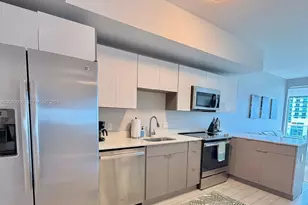 321 NE 26th St, Miami, FL 33137 - Photo 2