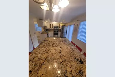 12060 NW 13th St, Pembroke Pines, FL 33026 - Photo 4