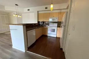 8050 N Nob Hill Rd, Tamarac, FL 33321 - Photo 8