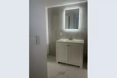 2441 NW 13th St #81, Miami, FL 33125 - Photo 2