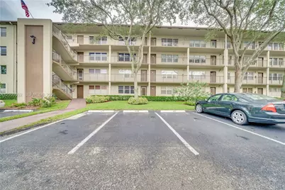 101 SW 132nd Way #104J, Pembroke Pines, FL 33027 - Photo 2